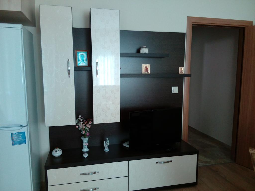 Apartment Tanita Pomorie Exteriör bild