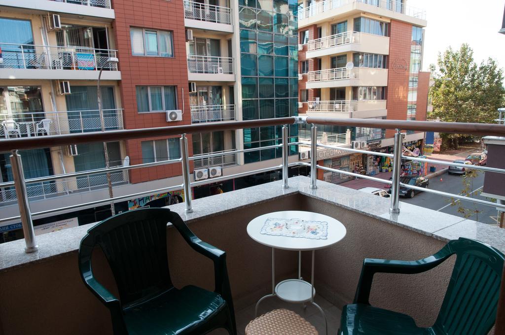 Apartment Tanita Pomorie Exteriör bild